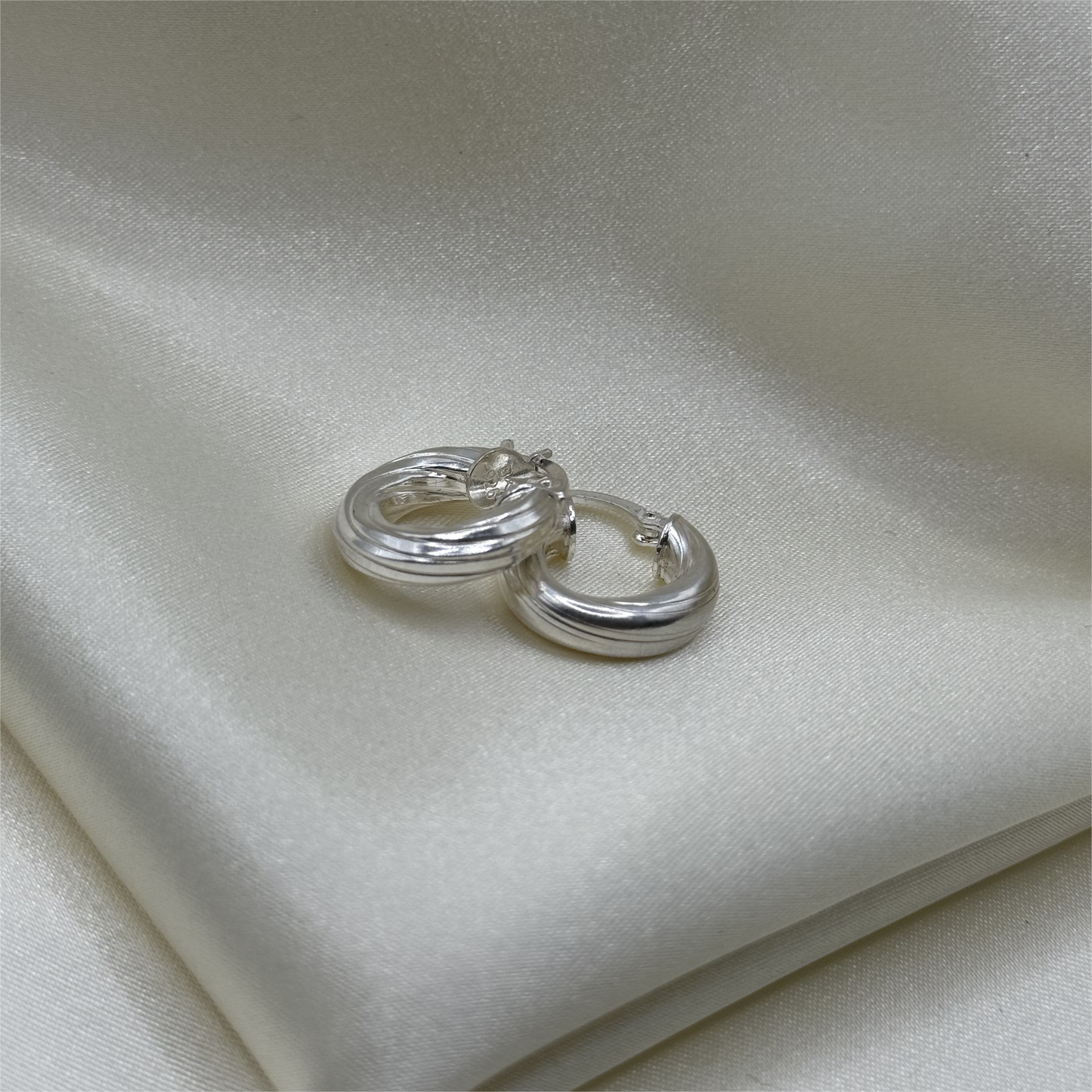 Candongas outfit sin esfuerzo