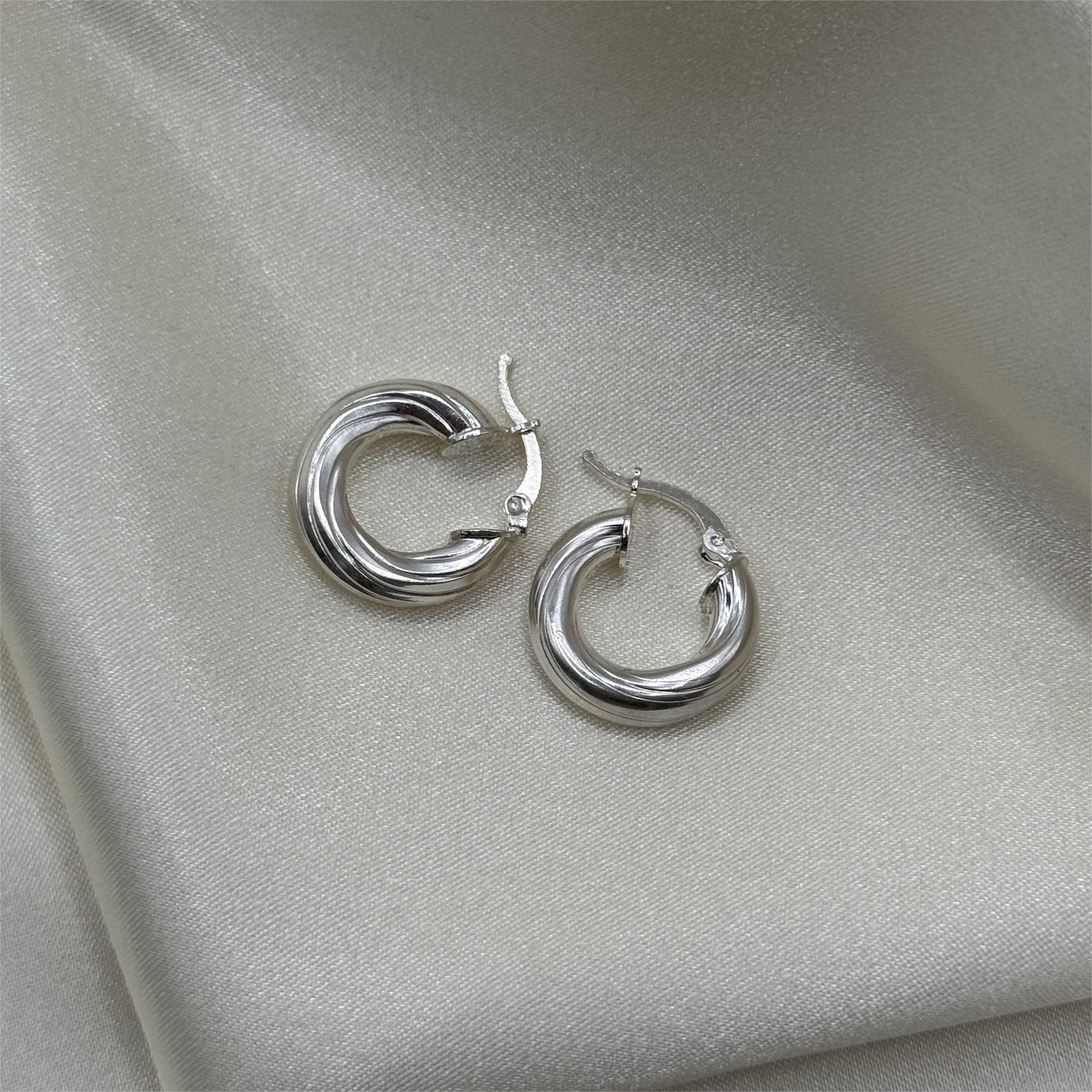 Candongas outfit sin esfuerzo